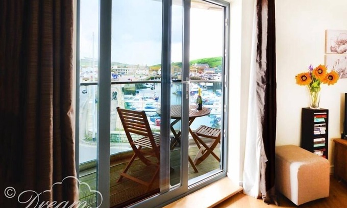 West Bay House | The Boardwalk