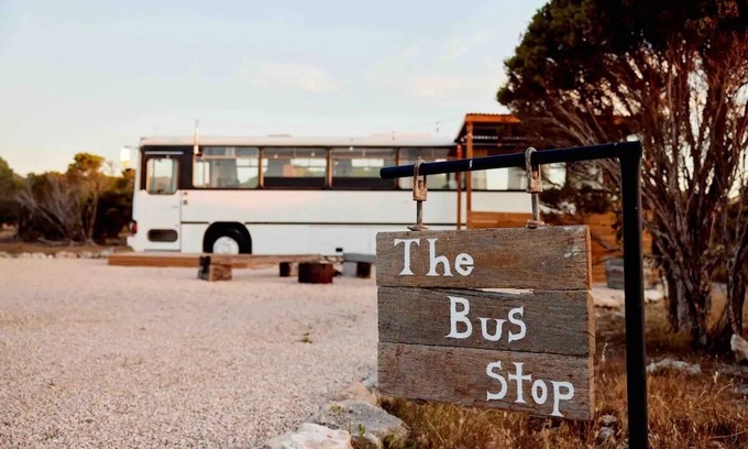 Warrenben Cottage | The Bus Stop