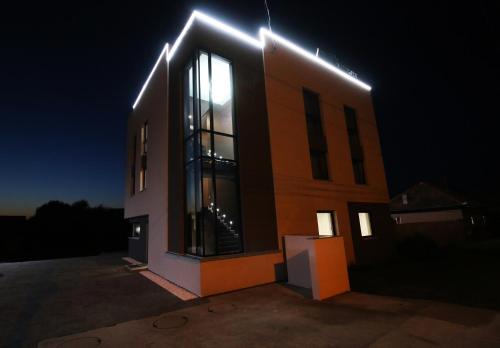 Singeorgiu de Mures House | The Butterfly