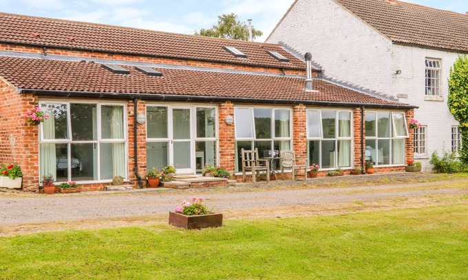 Stockton-on-Tees House | THE BYRE, pet friendly, with open fire in Sedgefield, County Durham