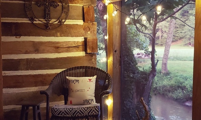 Clayton Cabin | The CABIN on CULVER CHRISTMAS TREE FARM