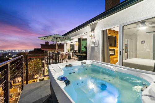 Mission Hills House | The California - On Top of San Diego in a Hot Tub