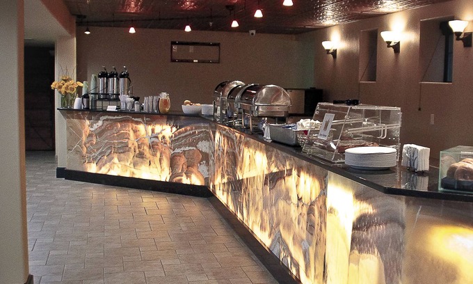 Lewistown Hotel | The Calvert Hotel