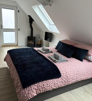 Bury St Edmunds Apartment | The Cartlodge - Studio Loft Apartment in Horringer, Bury St Edmunds