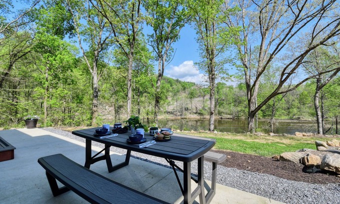 Cosby Cabin | The Cataloochee Tiny Home on the Pigeon River