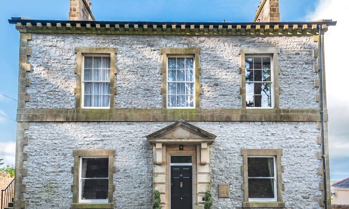 Ingleton Apartment | THE CELLS, with open fire in Ingleton