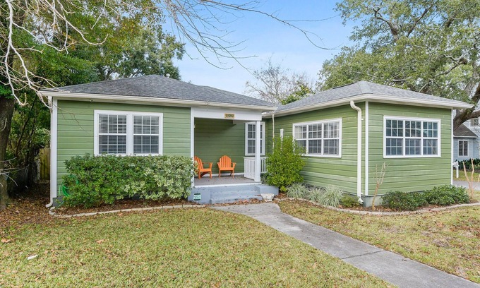 Old Town House | The Citrus House in Old Bay St. Louis