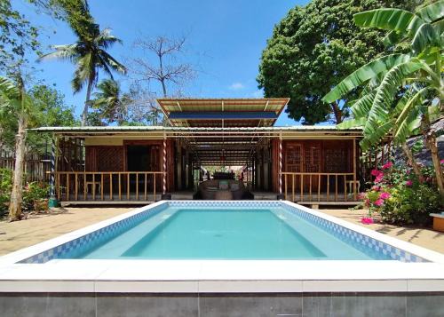 San Lorenzo Hotel | The Clara Beach and Guest House