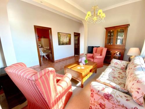 Faro Ski Chalet | The Cliffs - The Area Nightfall