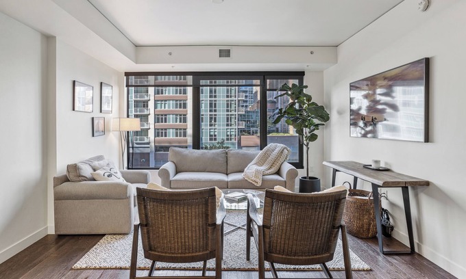 LoDo Condo | The Coloradan 525: One Bedroom, Two Bathroom Modern Condo at Union Station