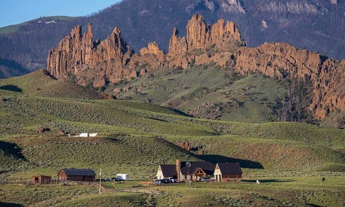 Cody Cottage | The Cottage with Spectacular Sceneries