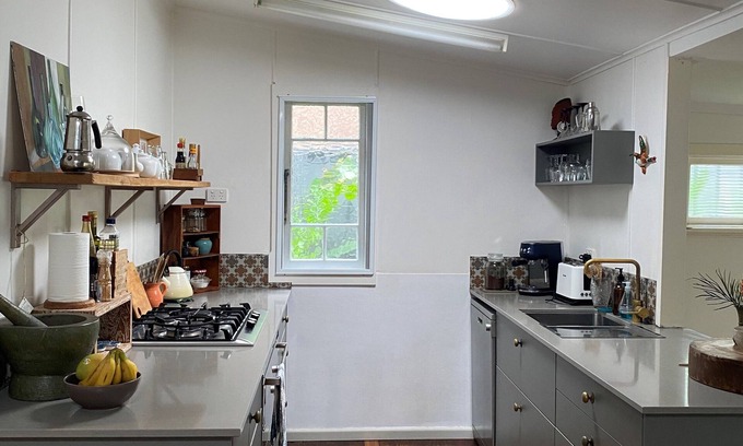 Angourie House | The Crescent - LJ Hooker Yamba