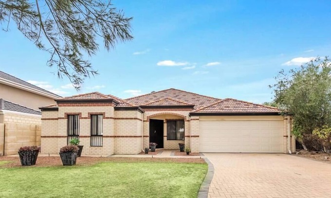 Wannanup House | The Cut "Oasis" Just Relax and Chill