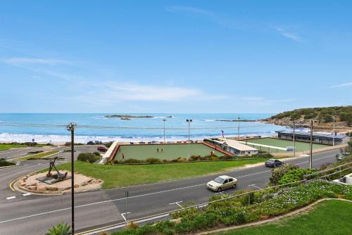 Port Elliot Apartment | 'The Dolphins 7' - 'A View To Remember'