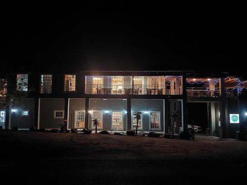 Maruleng Cabin | @The Drakens Lodge