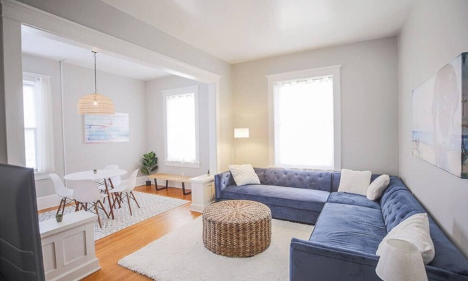 Martinsburg Apartment | The "Drop-in" Downtowner