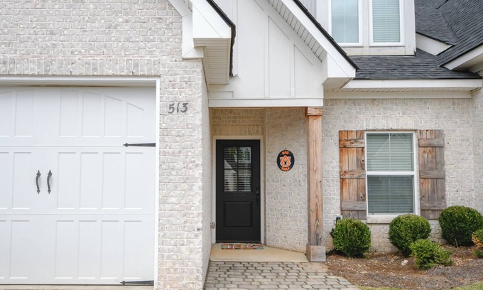 Auburn - Opelika House | The Eagle's Nest in Farmville!