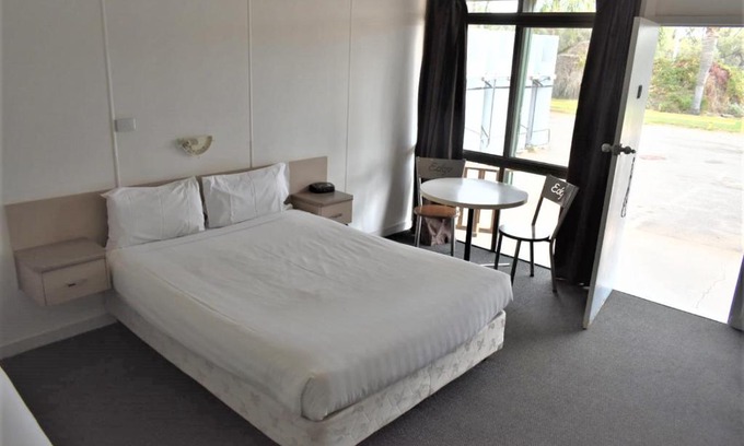 Buronga Hotel | The Edge Motel