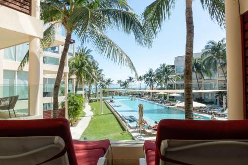 Zazil-ha Apartment | The Elements Oceanfront & Beachside Condo Hotel