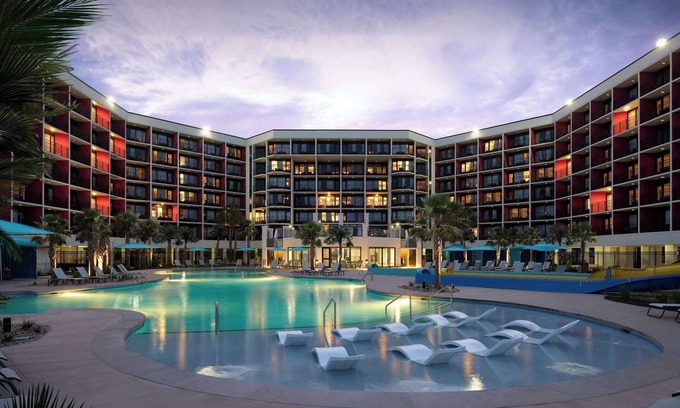 Myrtle Beach Resort | The Ellie Beach Resort Myrtle Beach, Tapestry By Hilton