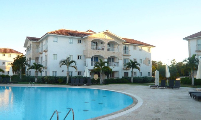 Dominicus House | The emerald oasis of the caribbean , at the heart of the universe