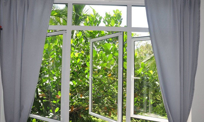 Aturuwella House | The Fence