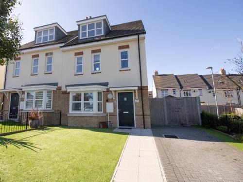 Weymouth House | The Ferns