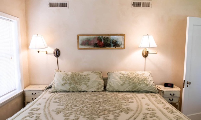 Twin Falls Bed & Breakfast | The Fillmore Inn - The Garden Room