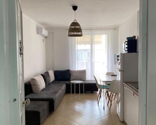 Skataj Apartment | The Flip-Flop Apartment