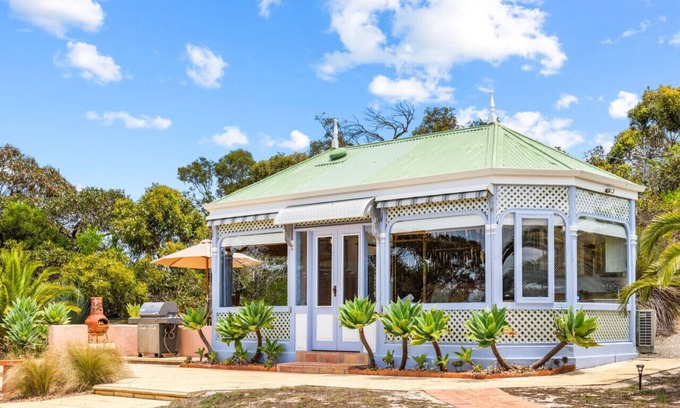 Waitpinga House | The Gazebo - Peaceful Ocean Views