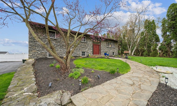 Washington Boro House | The Getaway a River View Home w/Pool & Hot Tub