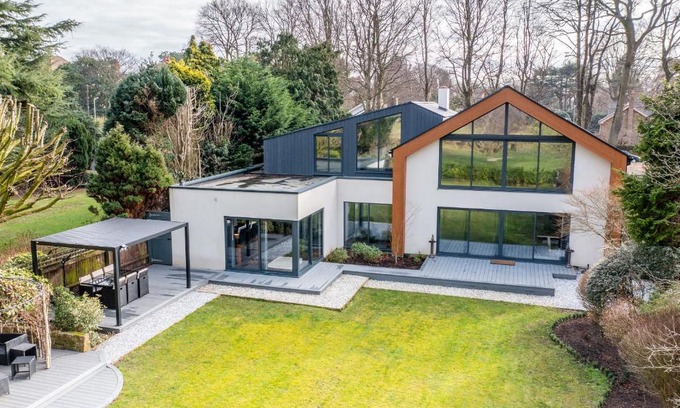 Birkenhead House | The Golf House