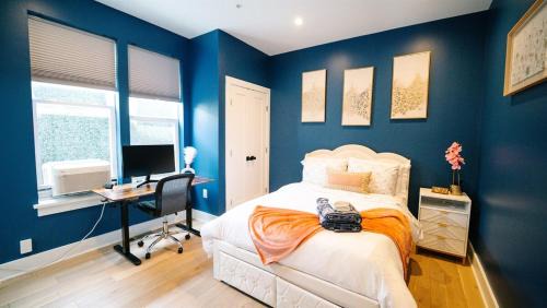 Near Northeast House | The Grand DC Stay with Deck and Parking