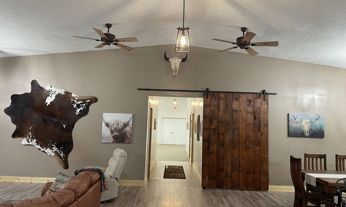 Burwell Cabin | The Great Buckel Lodge