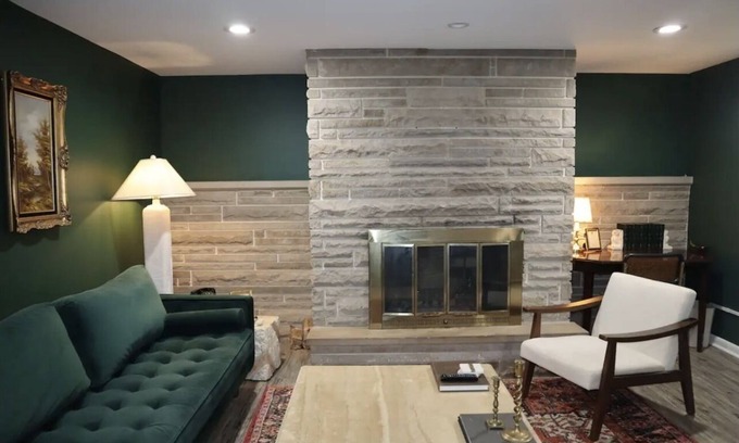 Columbus House | The Green Room Suite in Columbus! 7 minutes from airport!