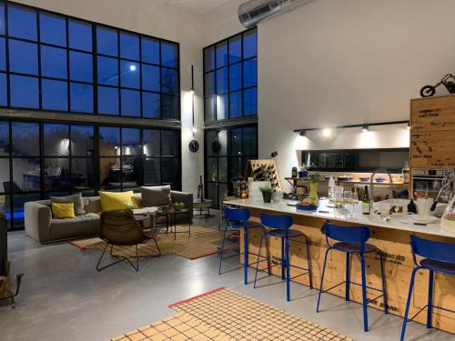 Shomera Villa | The grey house