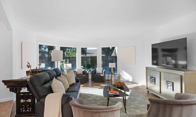 Modesto House | The Hacienda Heart - Modesto, Ca