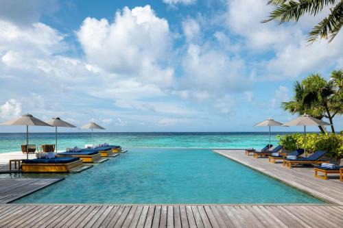 Meradhoo Hotel | The Halcyon Private Isles Maldives, Autograph Collection