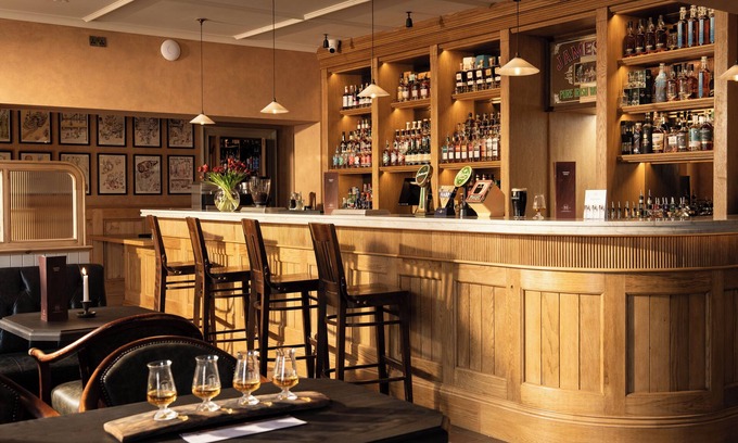 Carnlough Hotel | The Harbourview Hotel