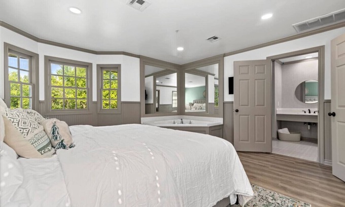 Ramona Cabin | The Harmony at Jarrett Farm Resort