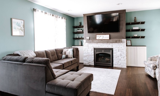 Hermantown House | The Hermantown Hangout