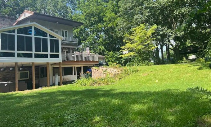 Hummelstown House | The Hideaway - 19 Private Acres to Explore