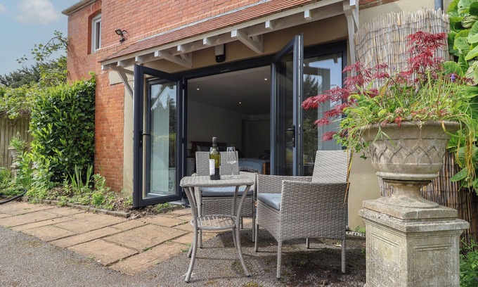 Lyme Regis Cottage | The Hideaway