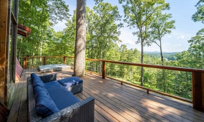 Jones Mills House | The Hideaway - Your Perfect Getaway Vacation