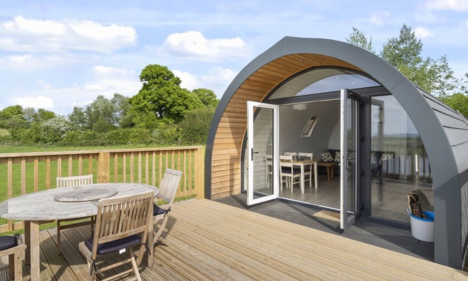 Hertford Ski Chalet | The Highland Camping Pod