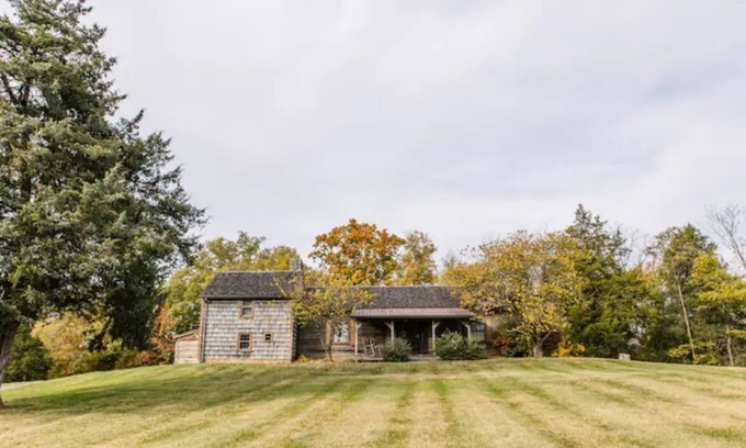 Eagleville Cabin | The Historical Cabin at Magnolia Farm