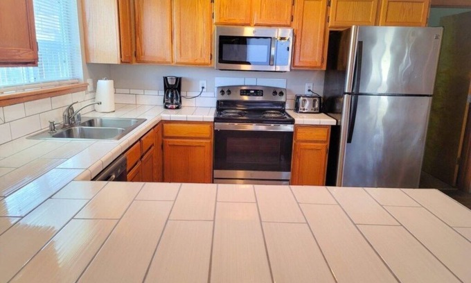 Bertsch-Oceanview House | The Hofer Beach Retreat