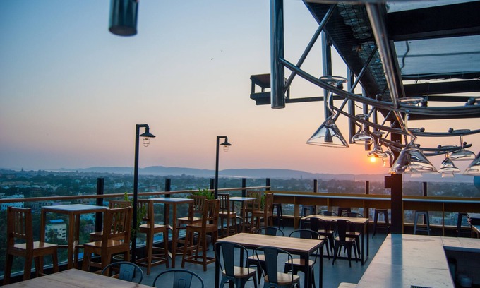 Mandalay Hotel | The Hotel Nova