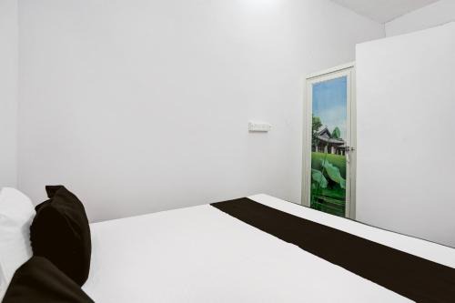 Karchana Hotel | THE HOTEL PARADISE