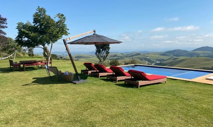 Araras House | The house with a beautiful view - Vale das Videiras - 4 or 5 suites